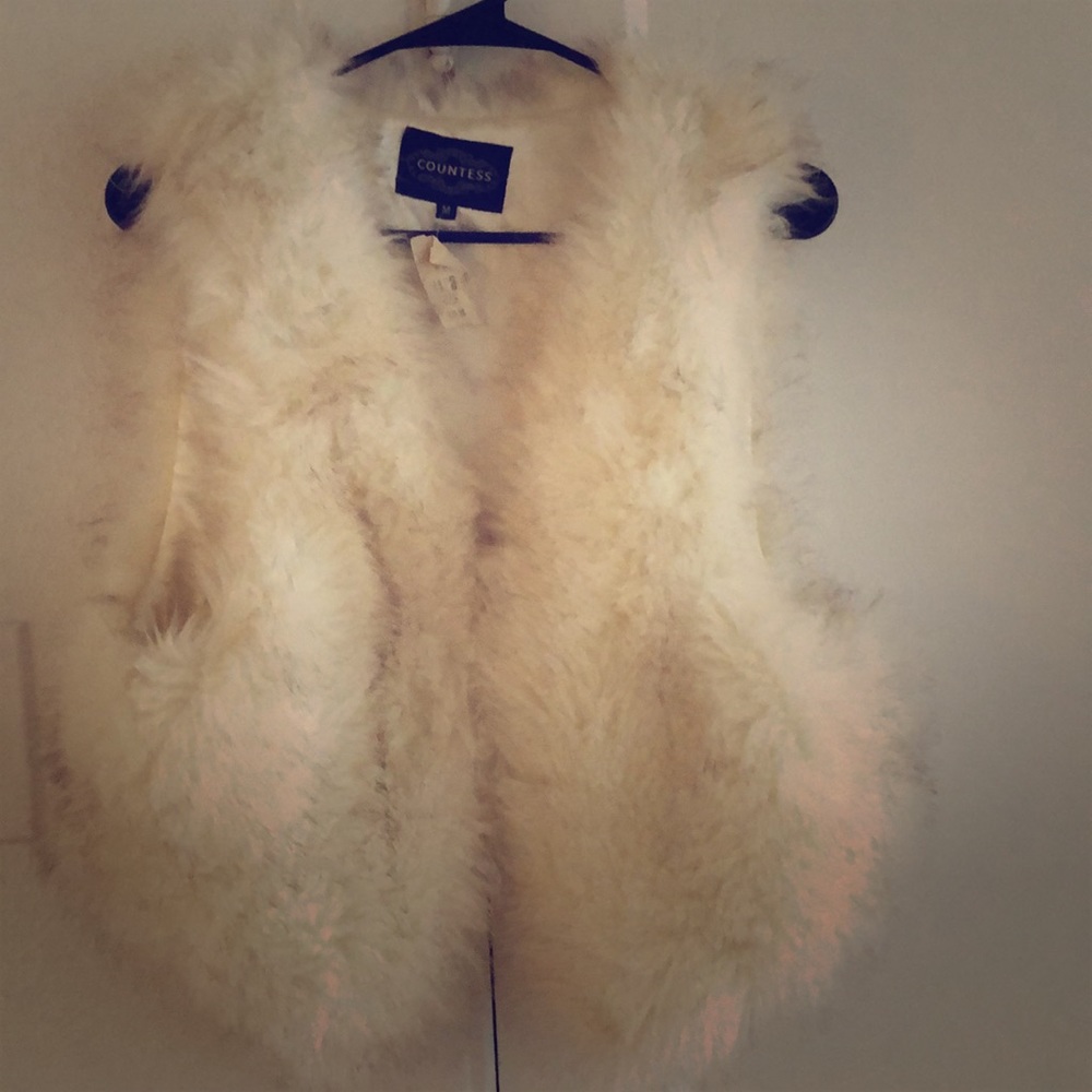 Fur vest